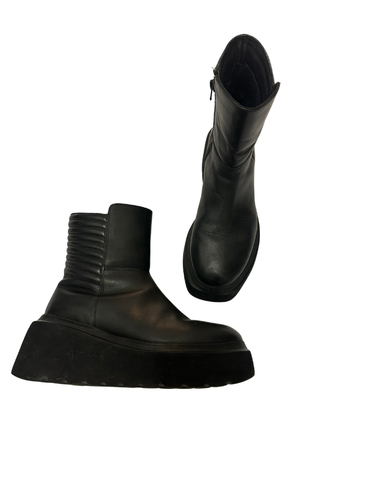 Platform Boots black 37
